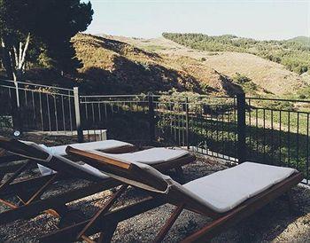 Feudo Del Biviere Agroturismo *